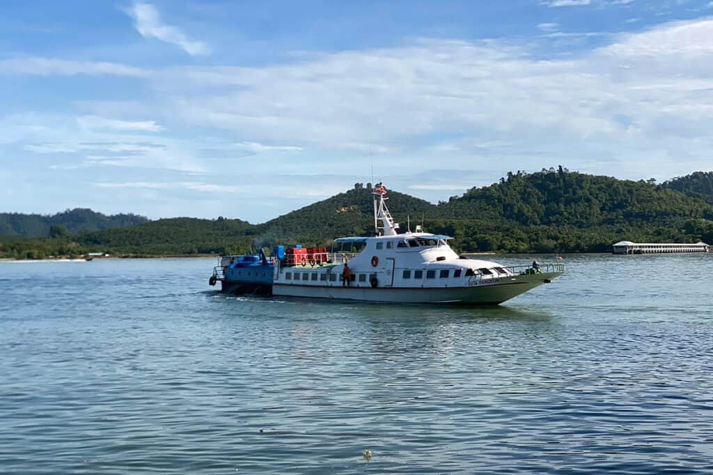 Lumut Jetty Ferry to Pangkor Island
